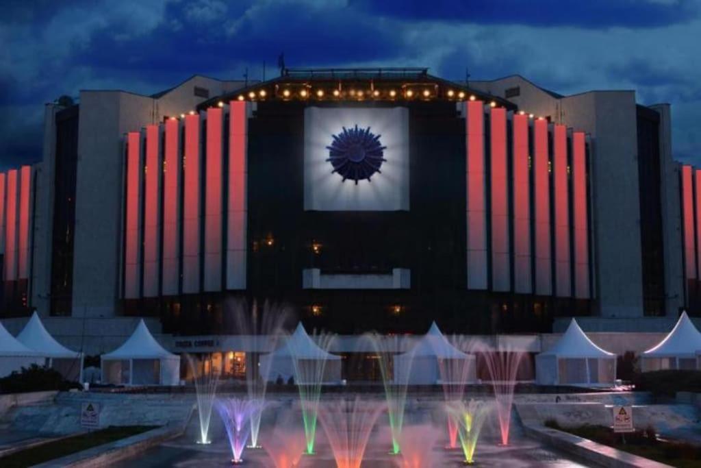 Top Center Studio 1 صوفيا المظهر الخارجي الصورة